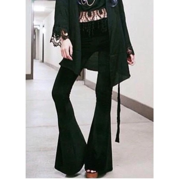 Pylo 70s Style Velvet Extreme Flare Bell Bottom Pants in Black. Size L - Picture 1 of 12